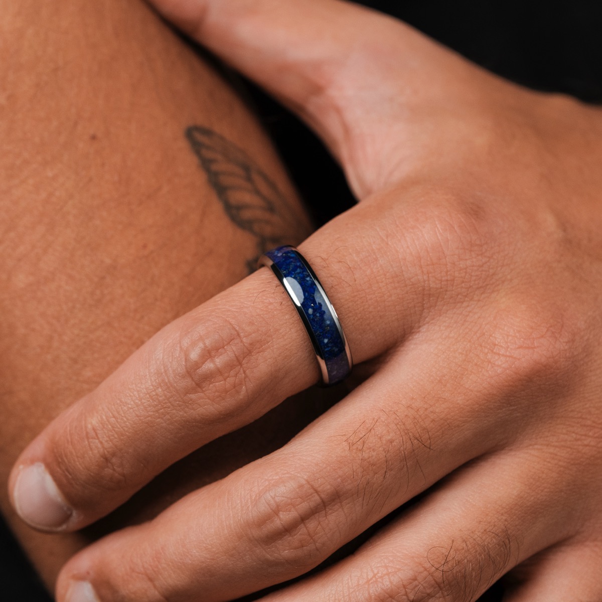 Sumo Ring (Lapis lazuli/Tungsten) | Hol…