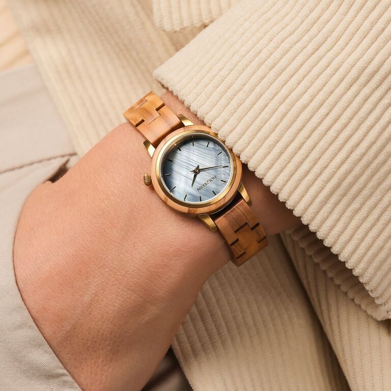 "Antrim" diibmu mas lea oljobohcci ja njuorjjohápmi mas lea stiilalaš ja elegánta ivdni.